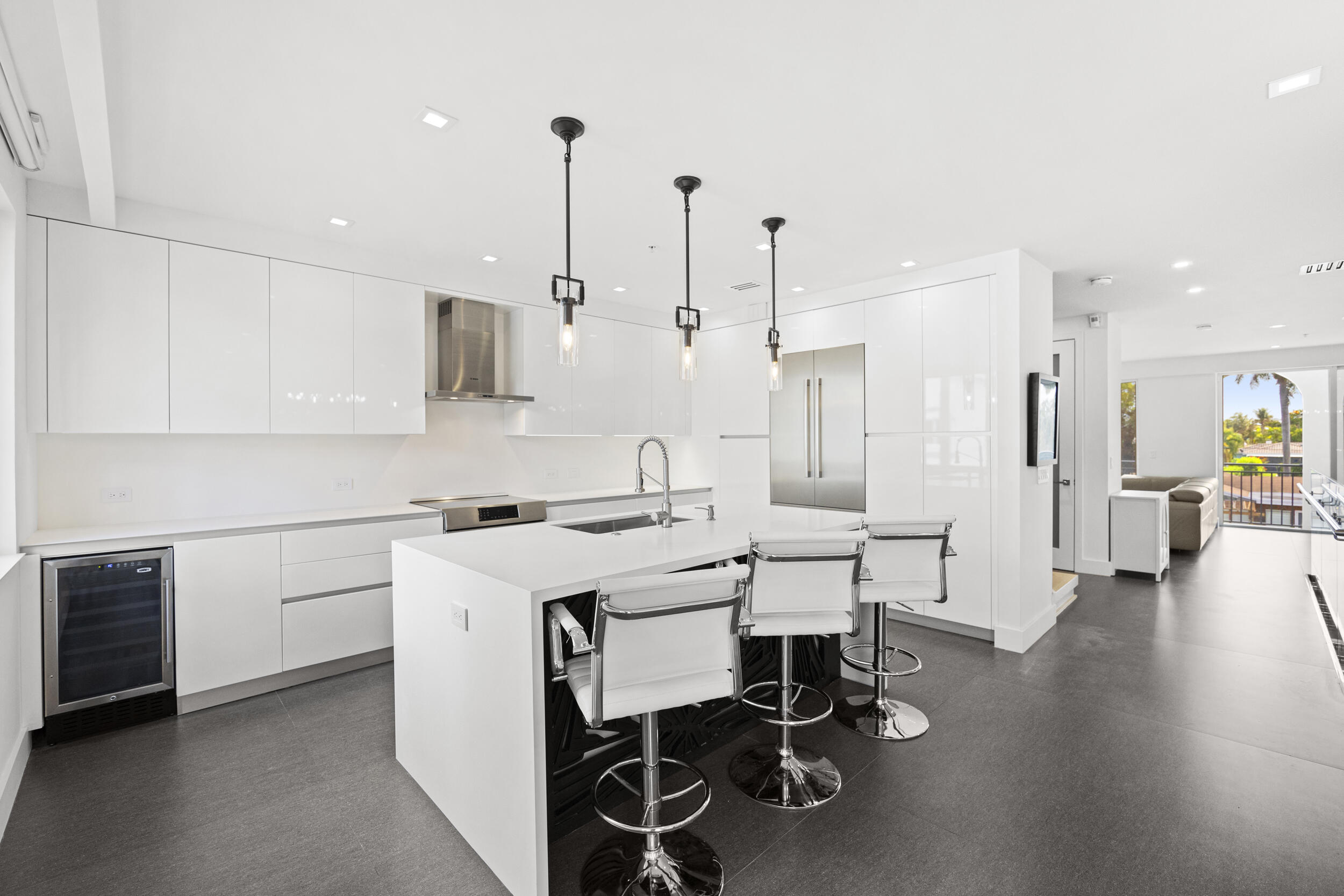 3055 Waterside Boynton Beach, FL 33435