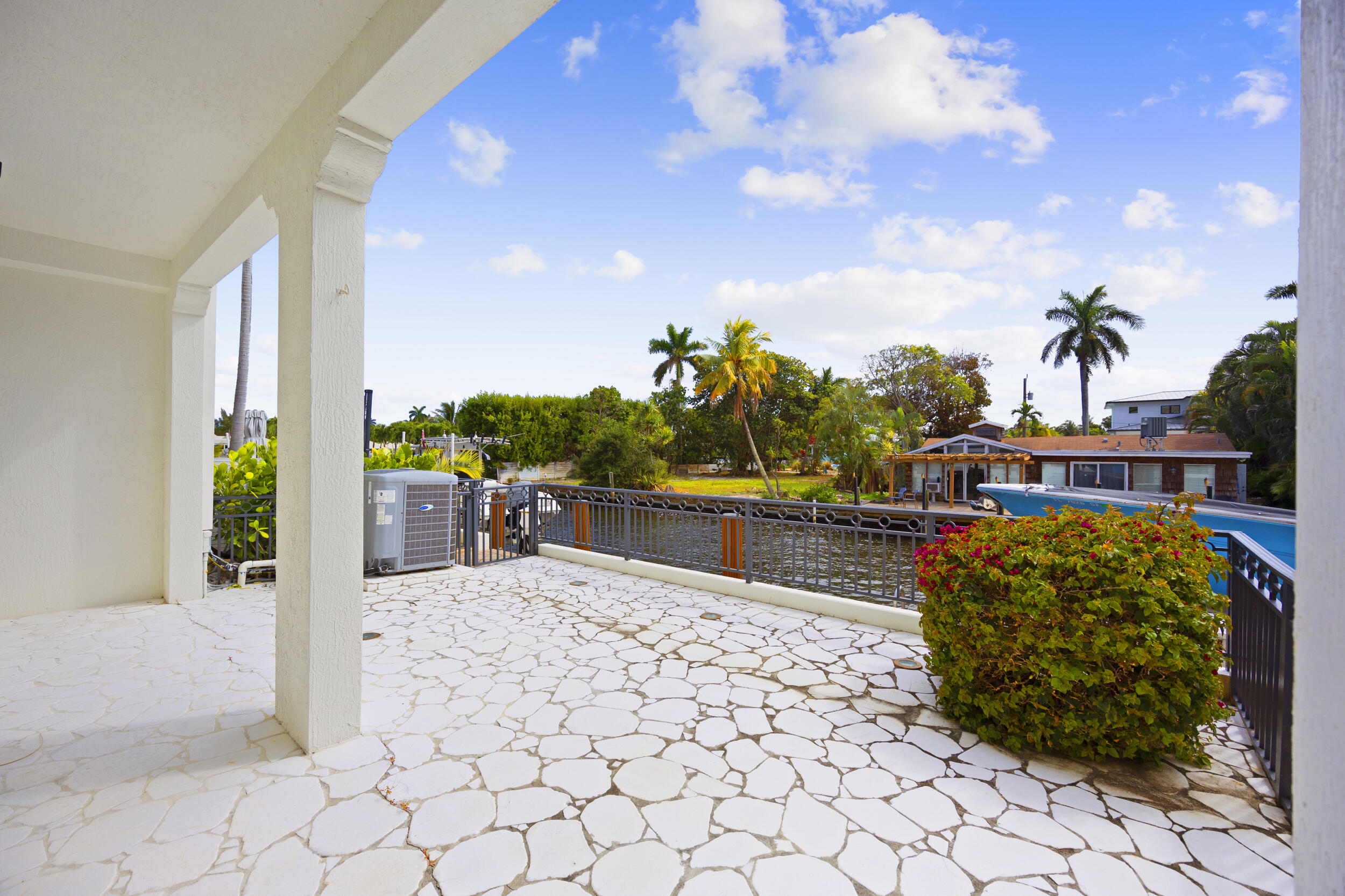 3055 Waterside Boynton Beach, FL 33435