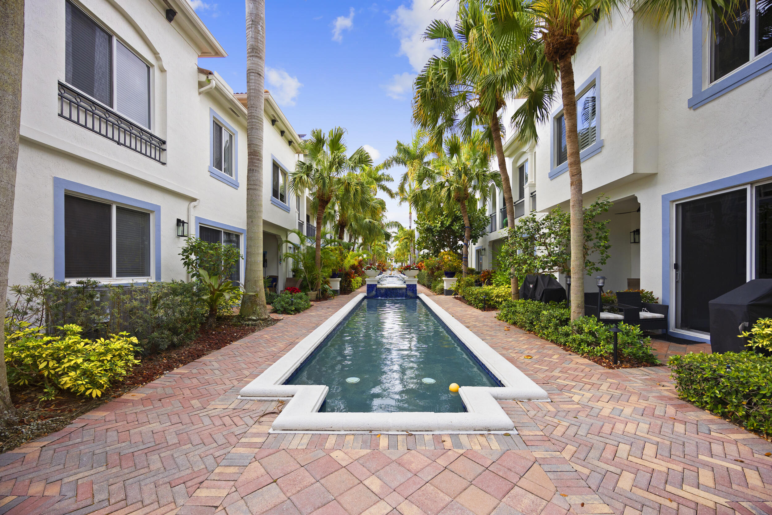 3055 Waterside Boynton Beach, FL 33435