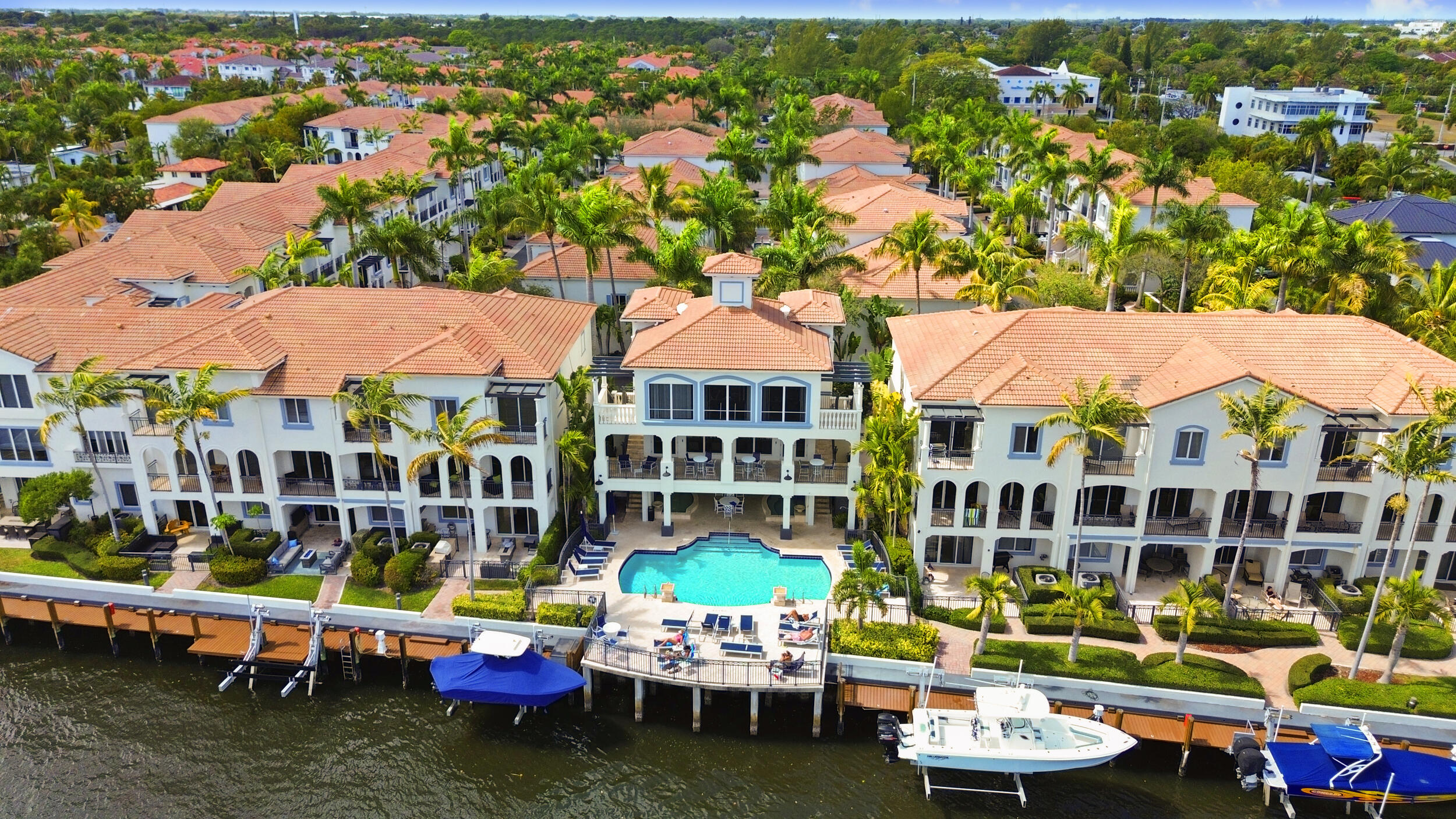 3055 Waterside Boynton Beach, FL 33435