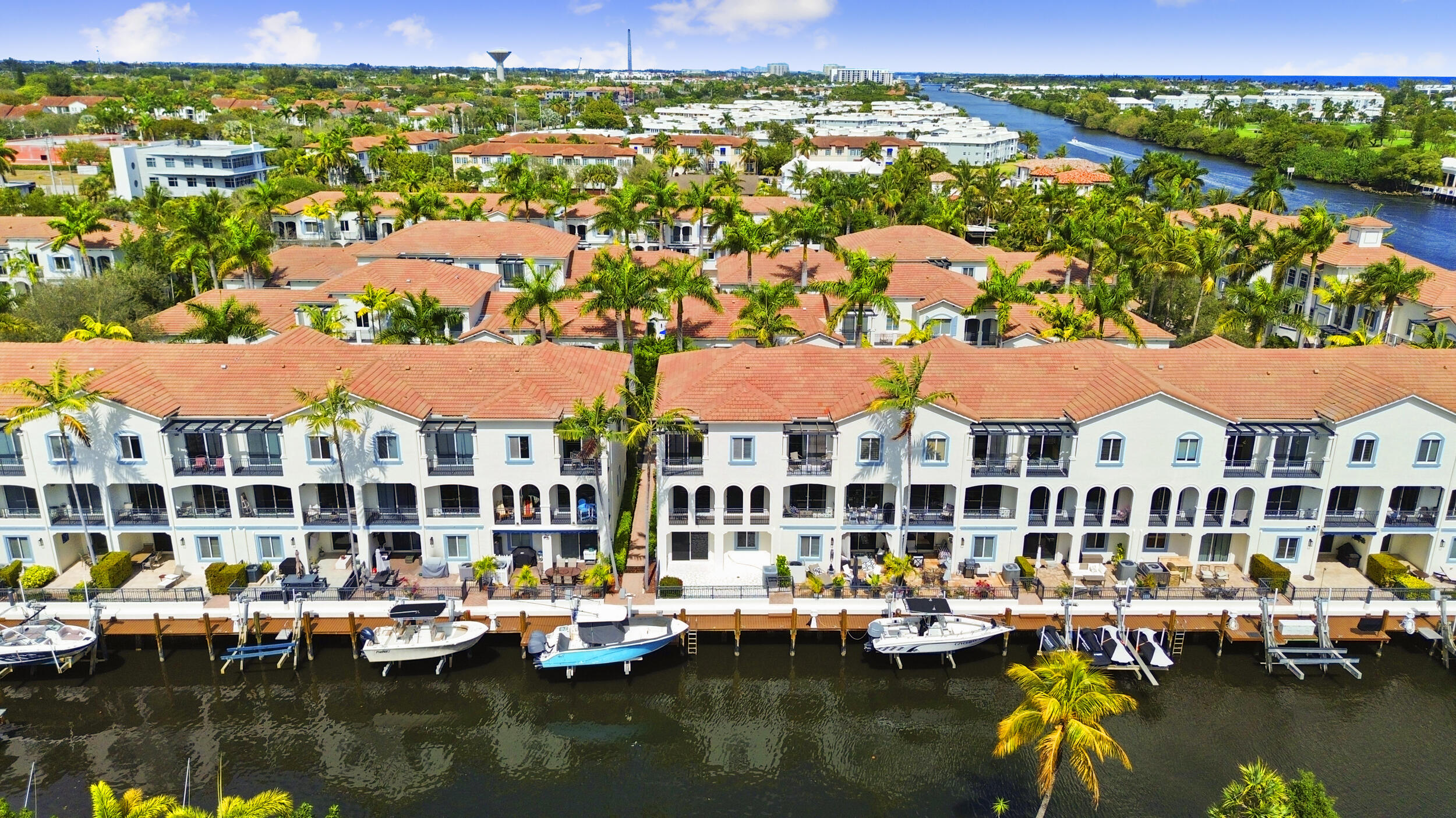 3055 Waterside Boynton Beach, FL 33435