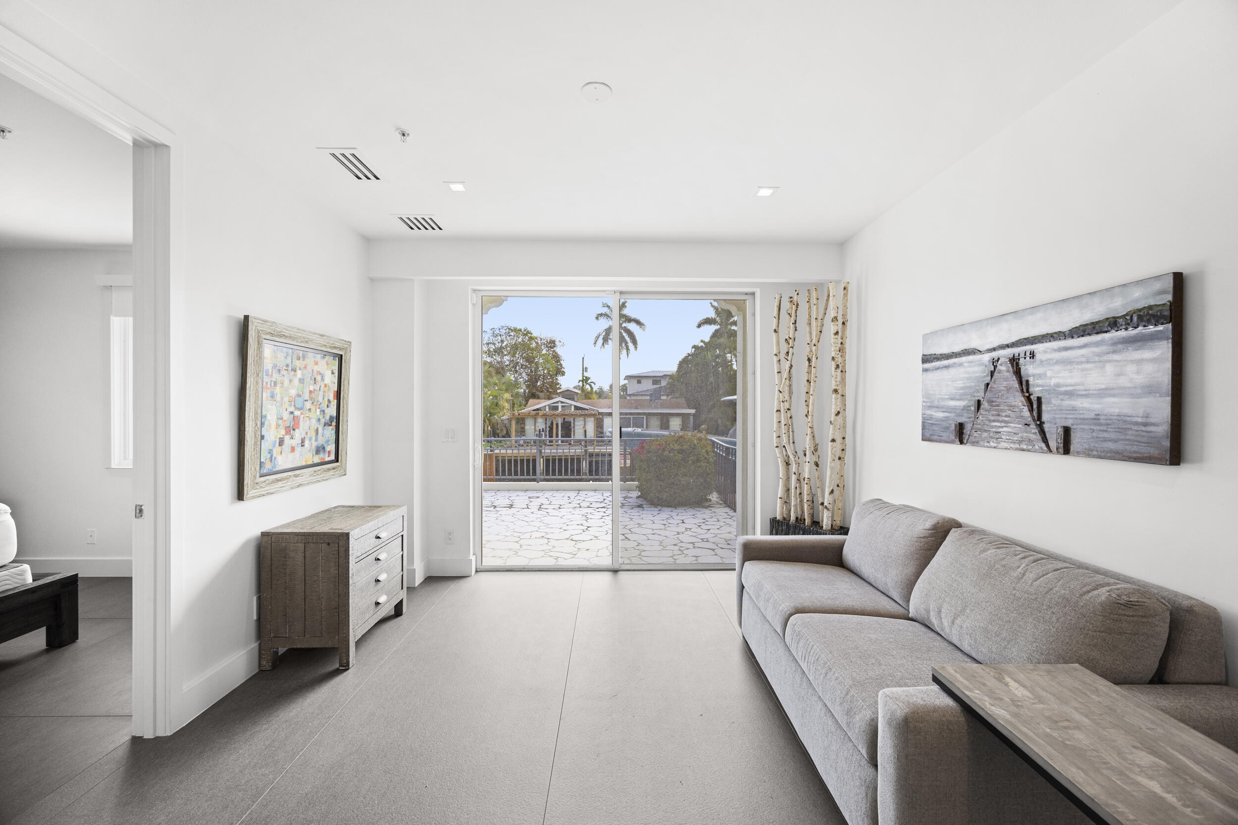 3055 Waterside Boynton Beach, FL 33435