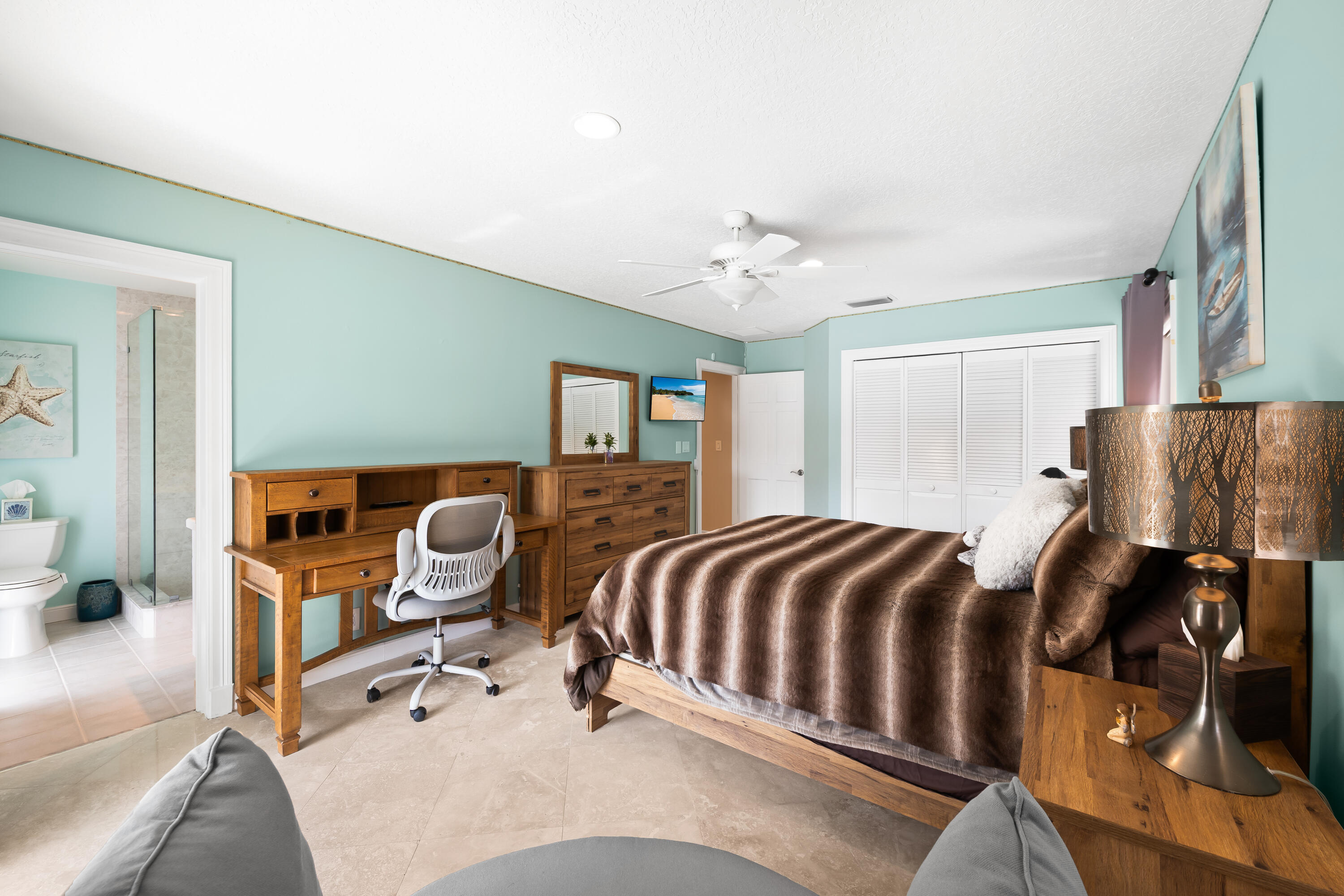 2600 NE 33rd Lighthouse Point, FL 33064