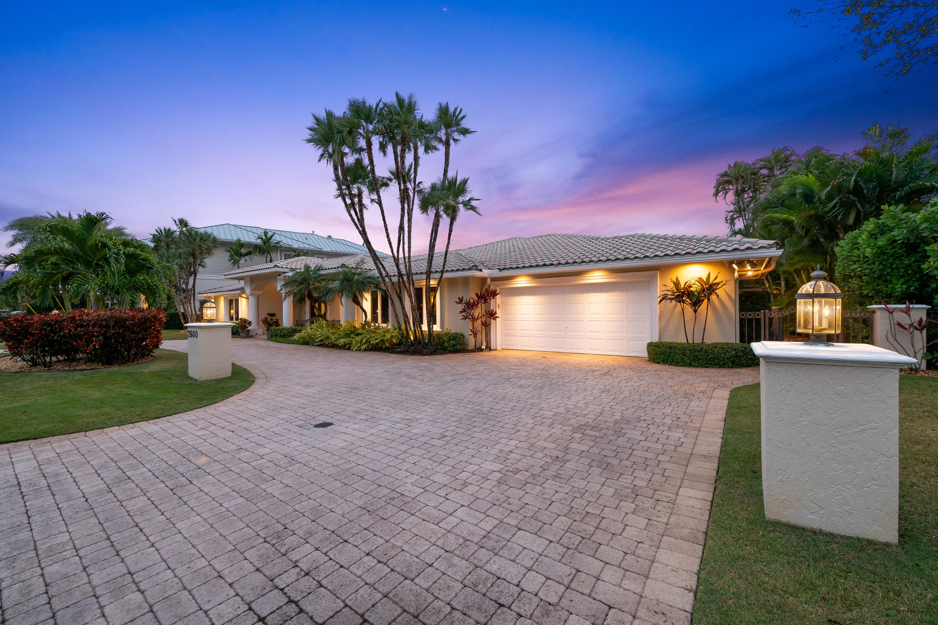 2600 NE 33rd Lighthouse Point, FL 33064