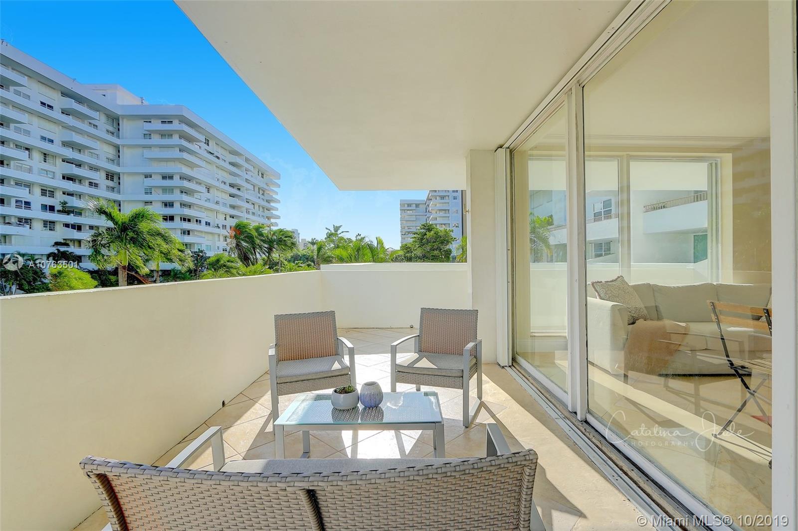 image Commodore Club East13