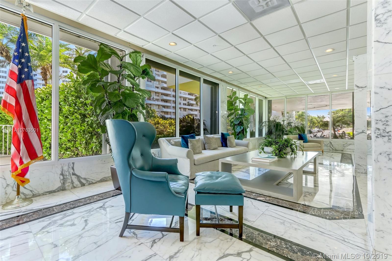 image Commodore Club East17