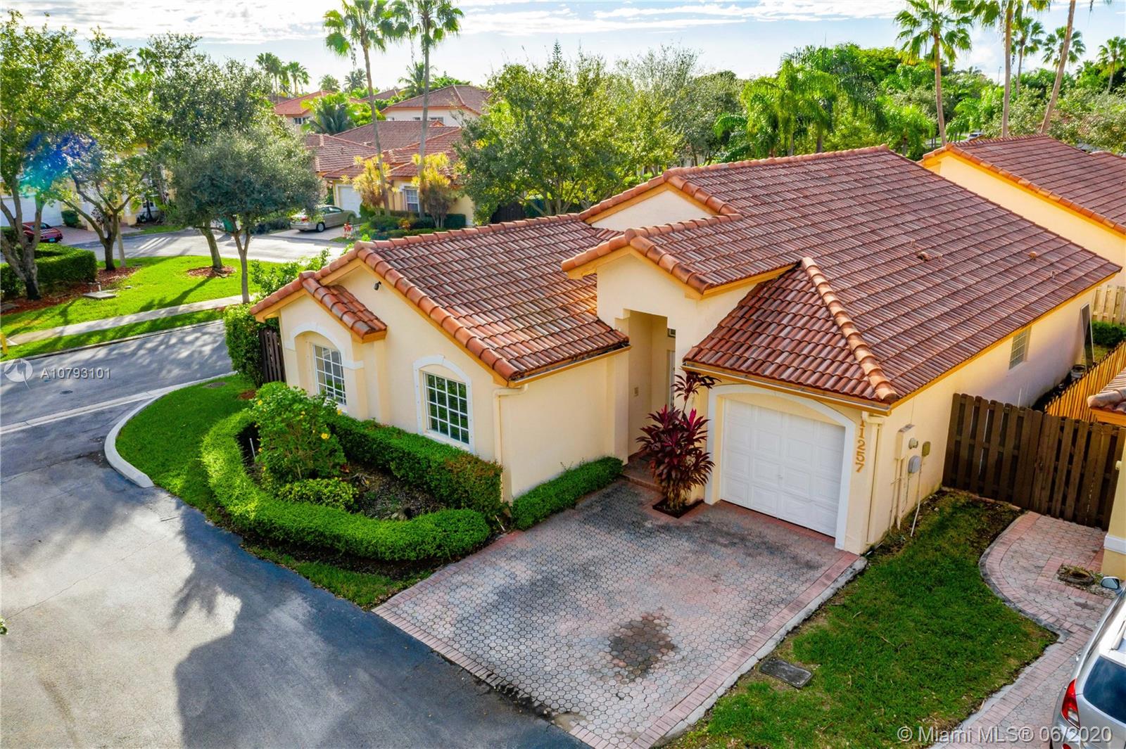 11257 NW 59th Ter