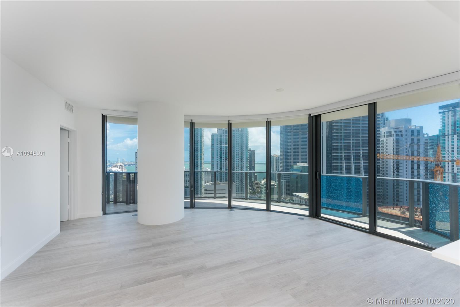 45 SW 9th St #2503
