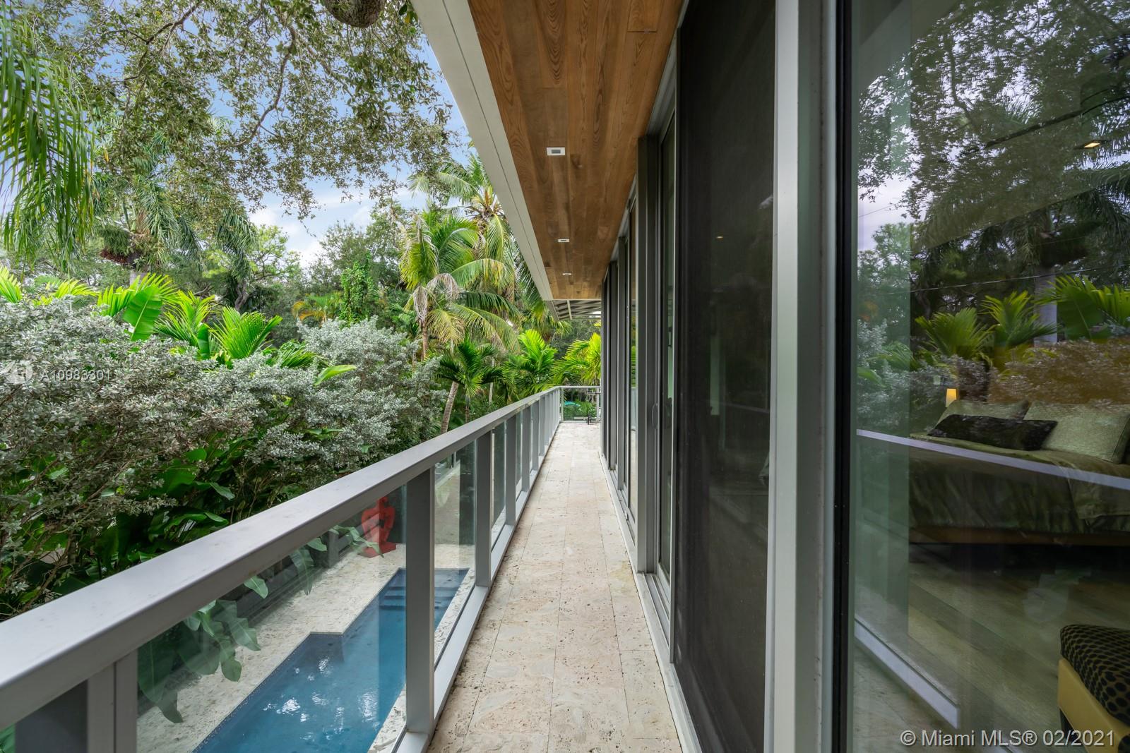 1814 Opechee Dr Miami, FL 33133