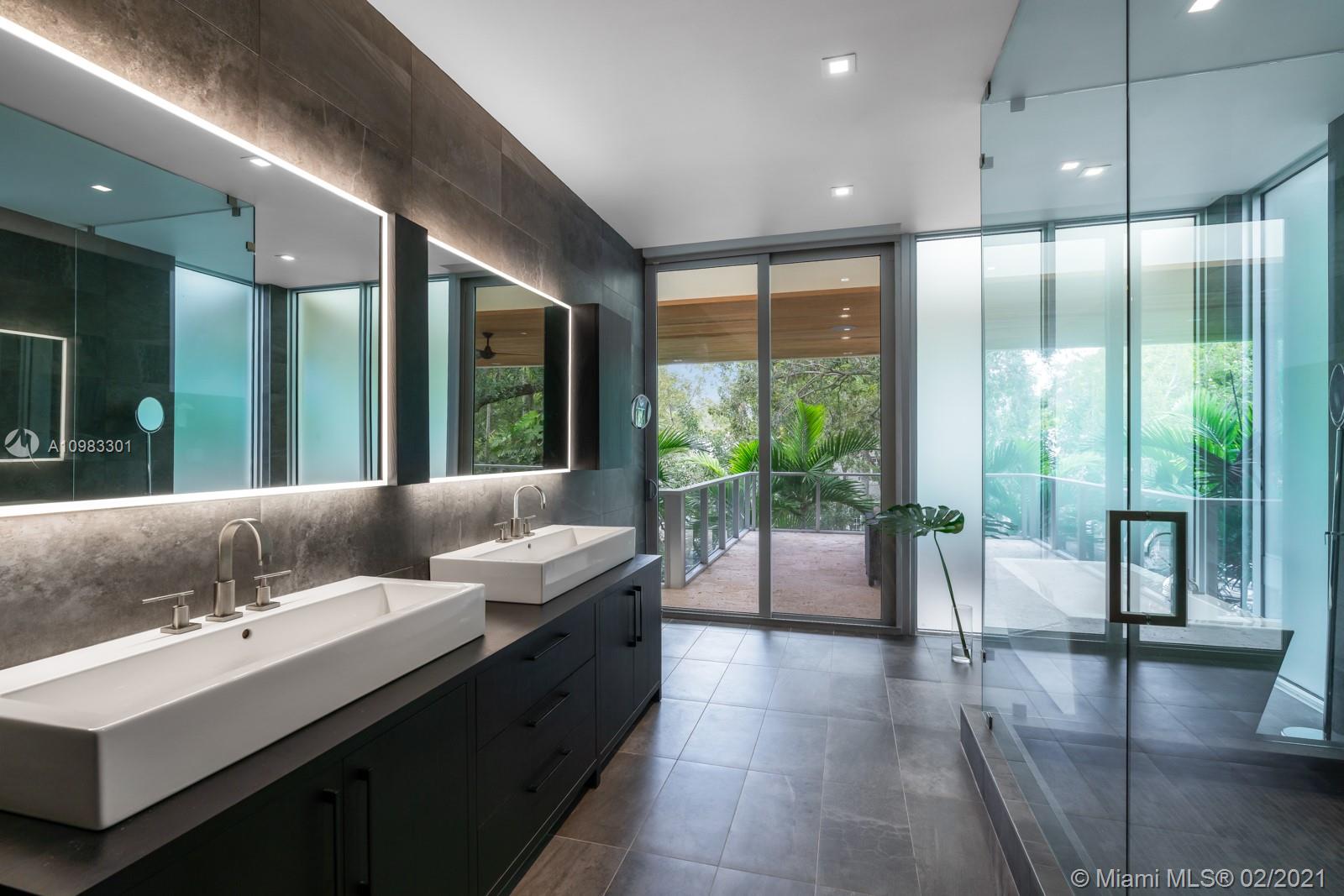 1814 Opechee Dr Miami, FL 33133