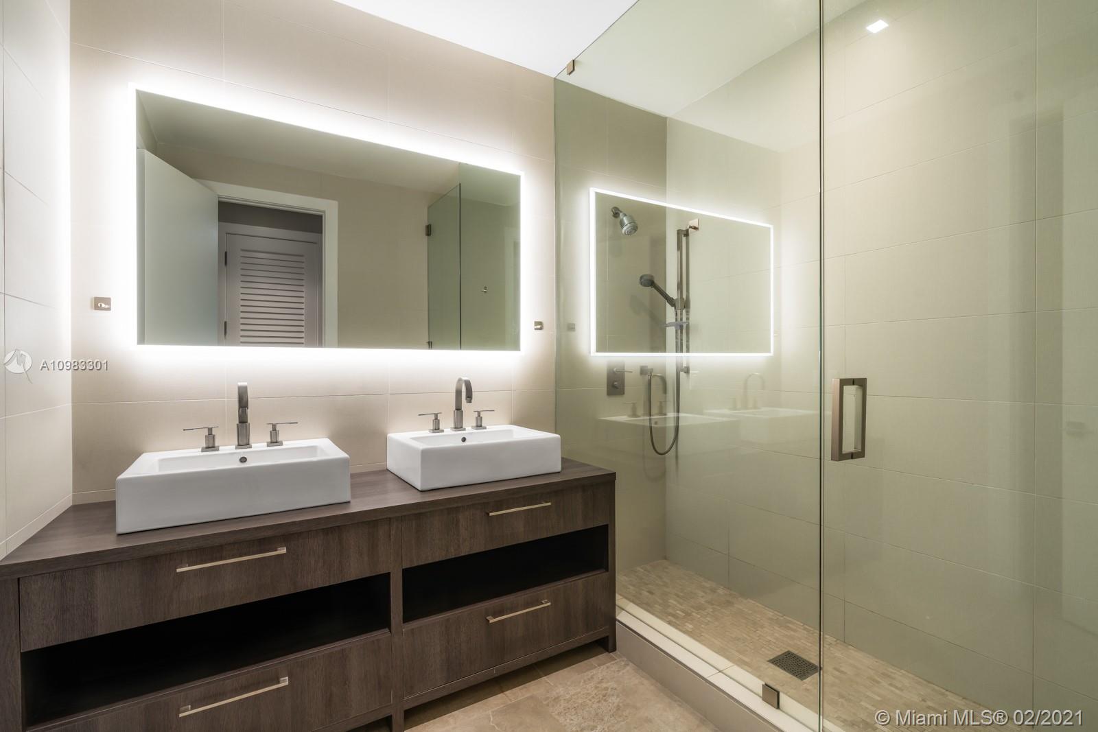 1814 Opechee Dr Miami, FL 33133