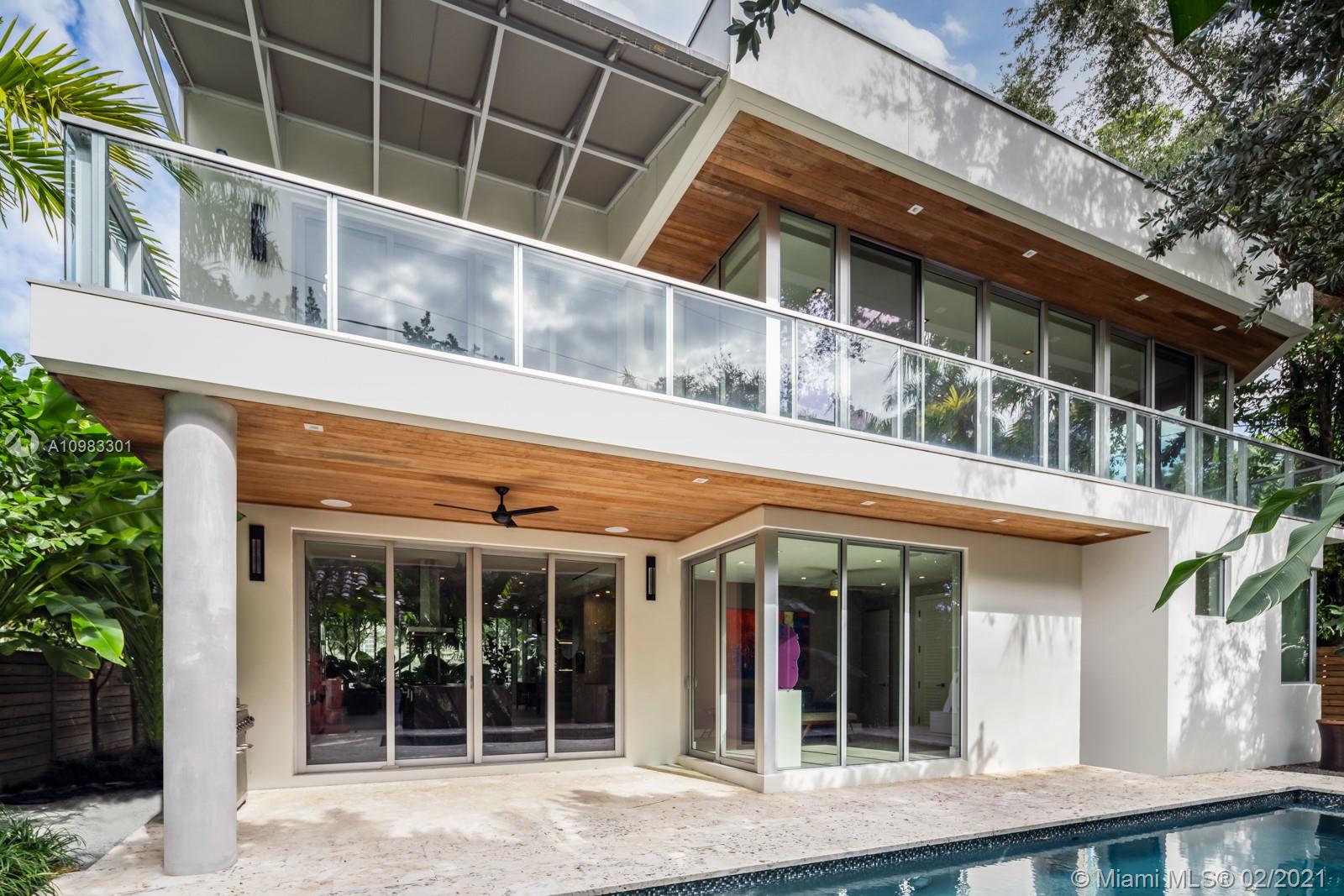 1814 Opechee Dr Miami, FL 33133