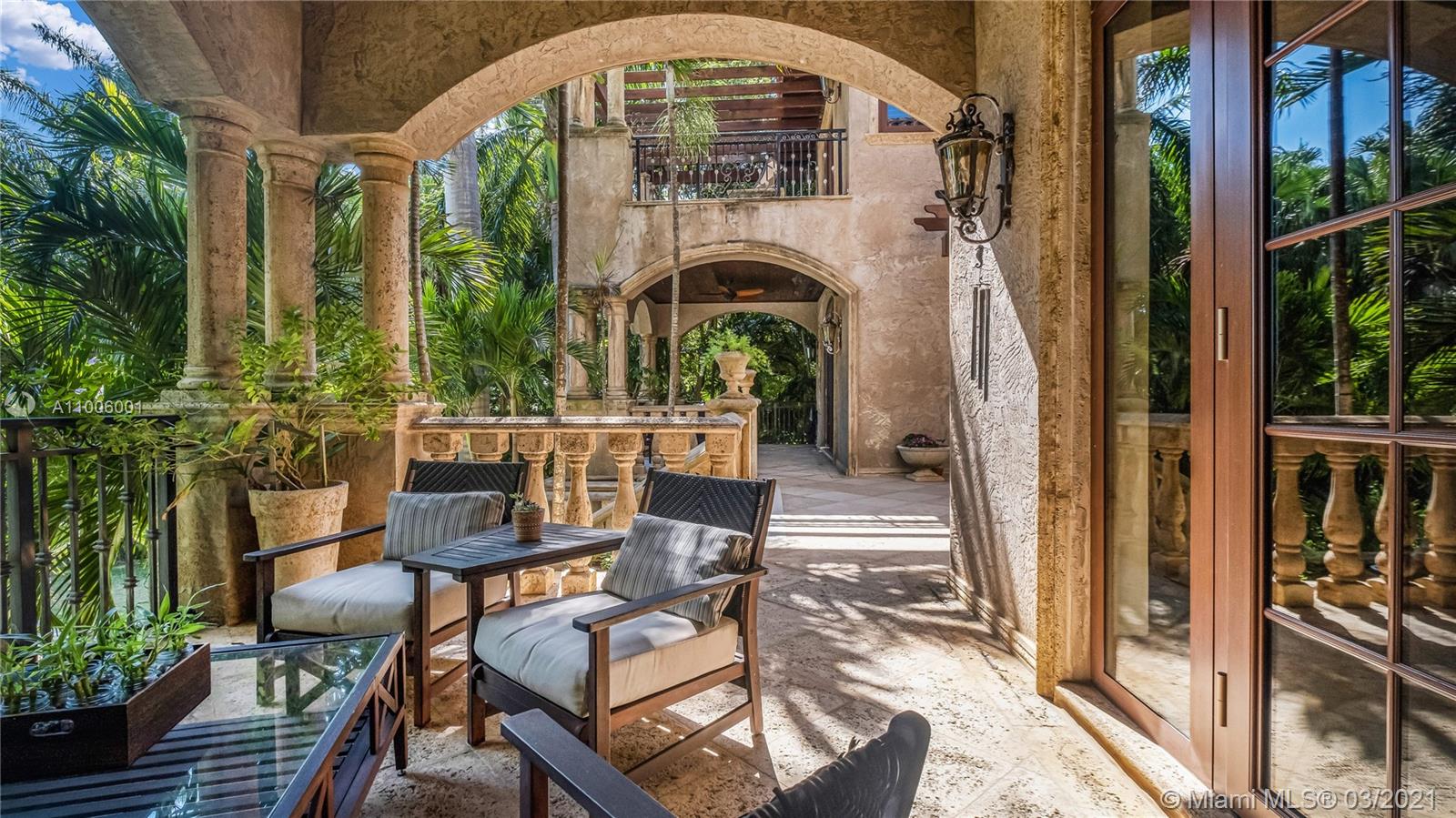 3503 Main Lodge Dr Miami, FL 33133