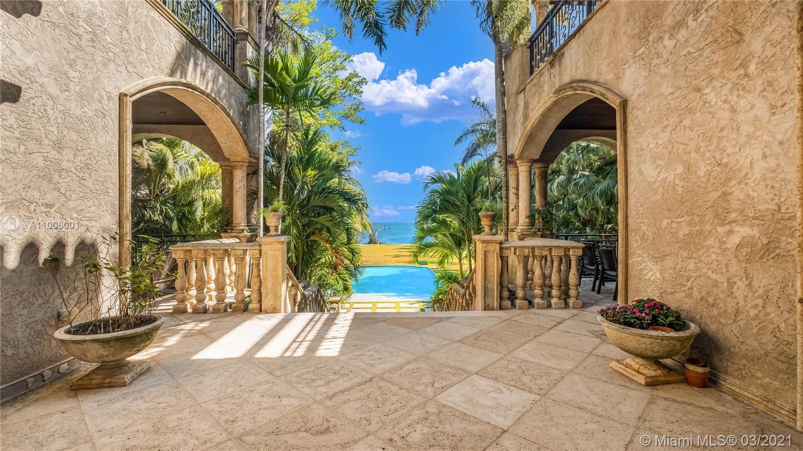 3503 Main Lodge Dr Miami, FL 33133