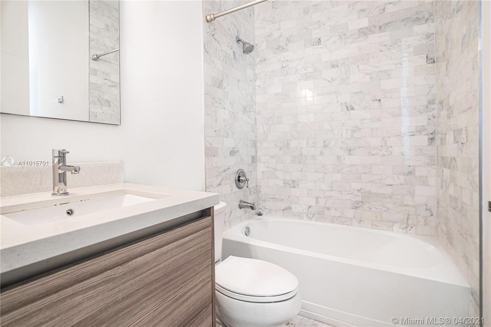 637 Santander Ave #5 Coral Gables, FL 33134