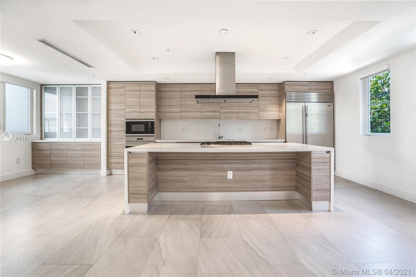 637 Santander Ave #5 Coral Gables, FL 33134