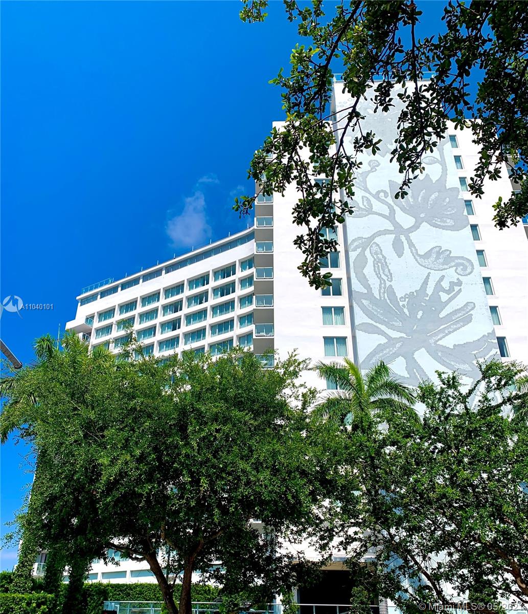 1100 West Ave #402