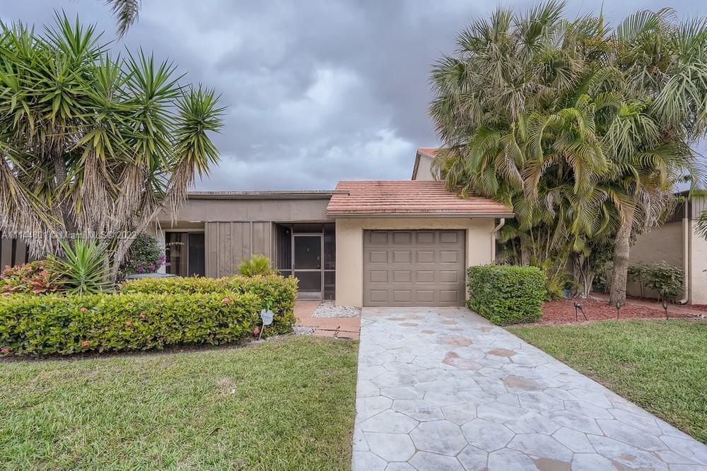 11067 Oakdale #11067