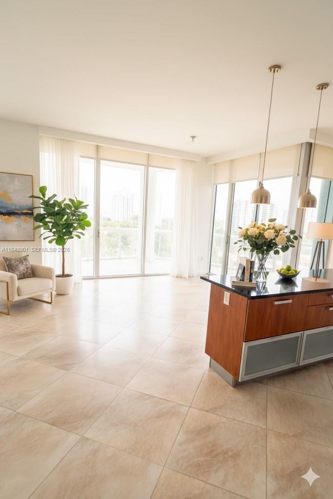 image The Atrium at Aventura17