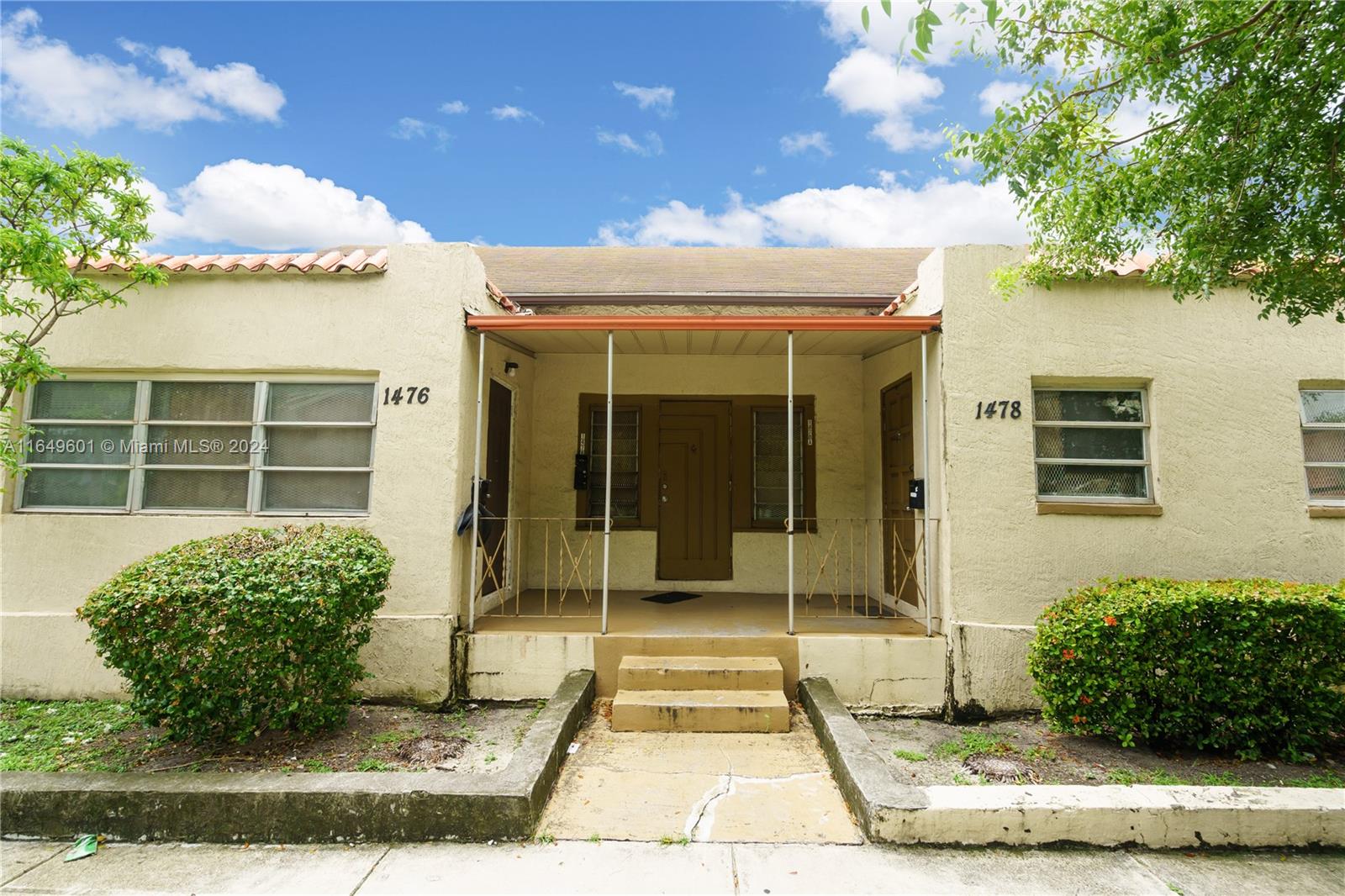 Duplex / Quad Plex / Triplex