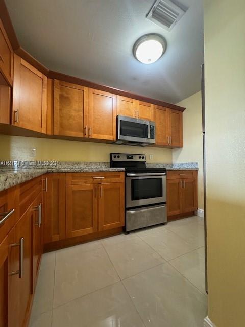 10018 NW 4th St #203