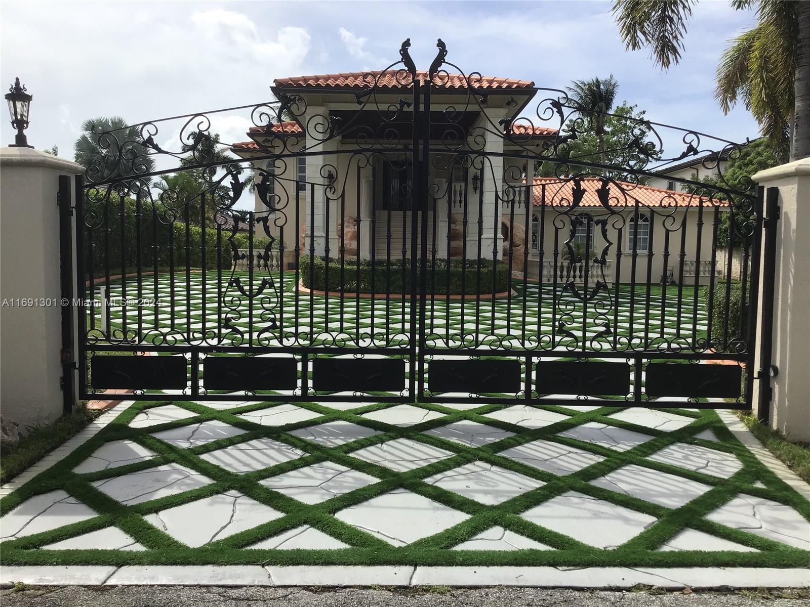 13460 SW 32nd St Kendall, FL 33175