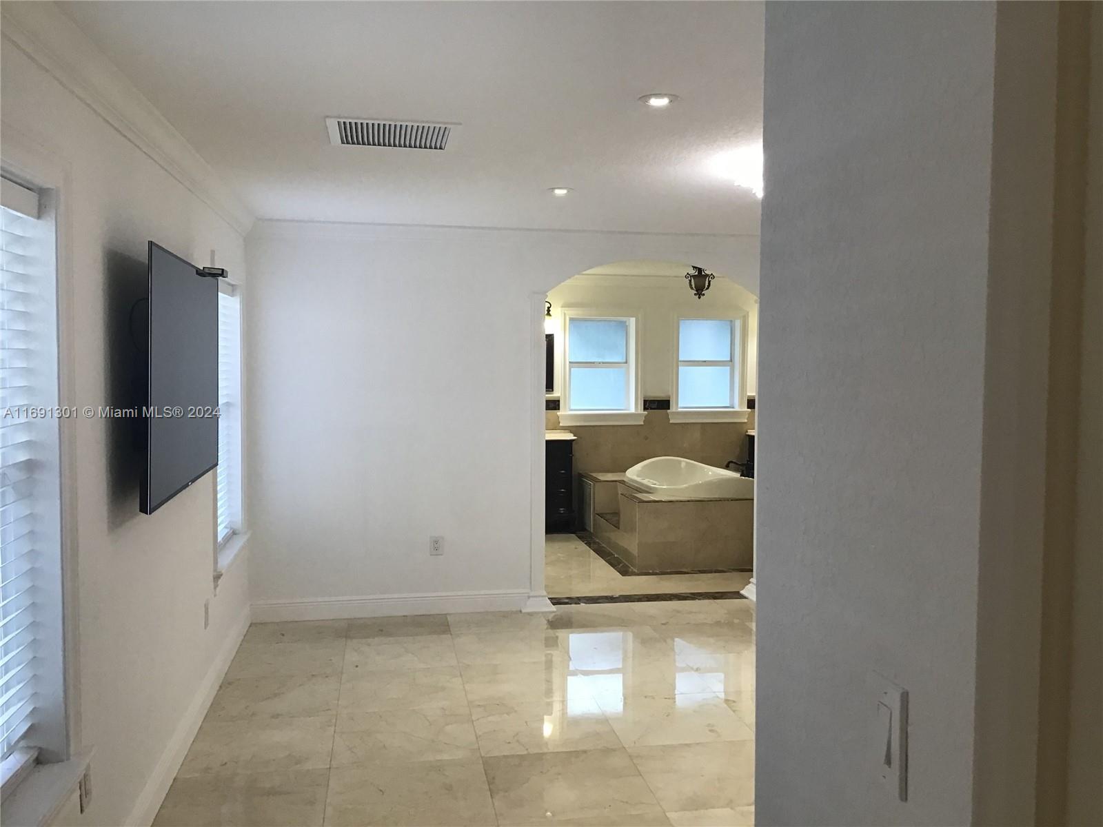 13460 SW 32nd St Kendall, FL 33175