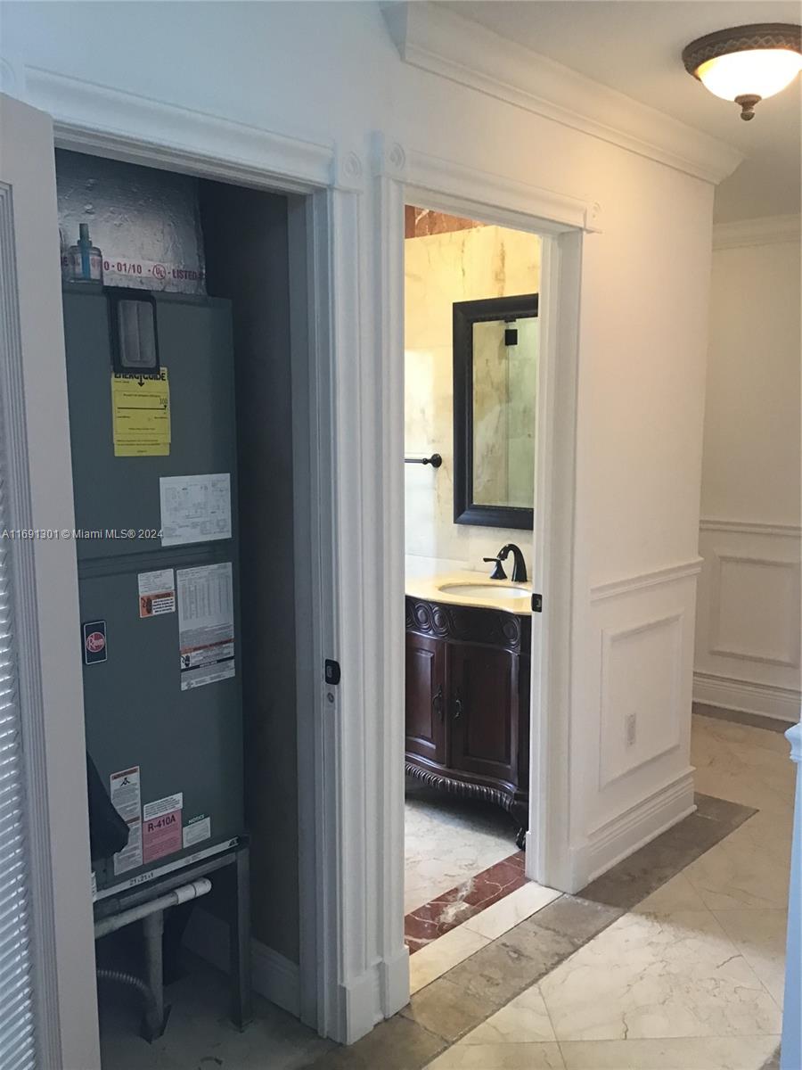 13460 SW 32nd St Kendall, FL 33175