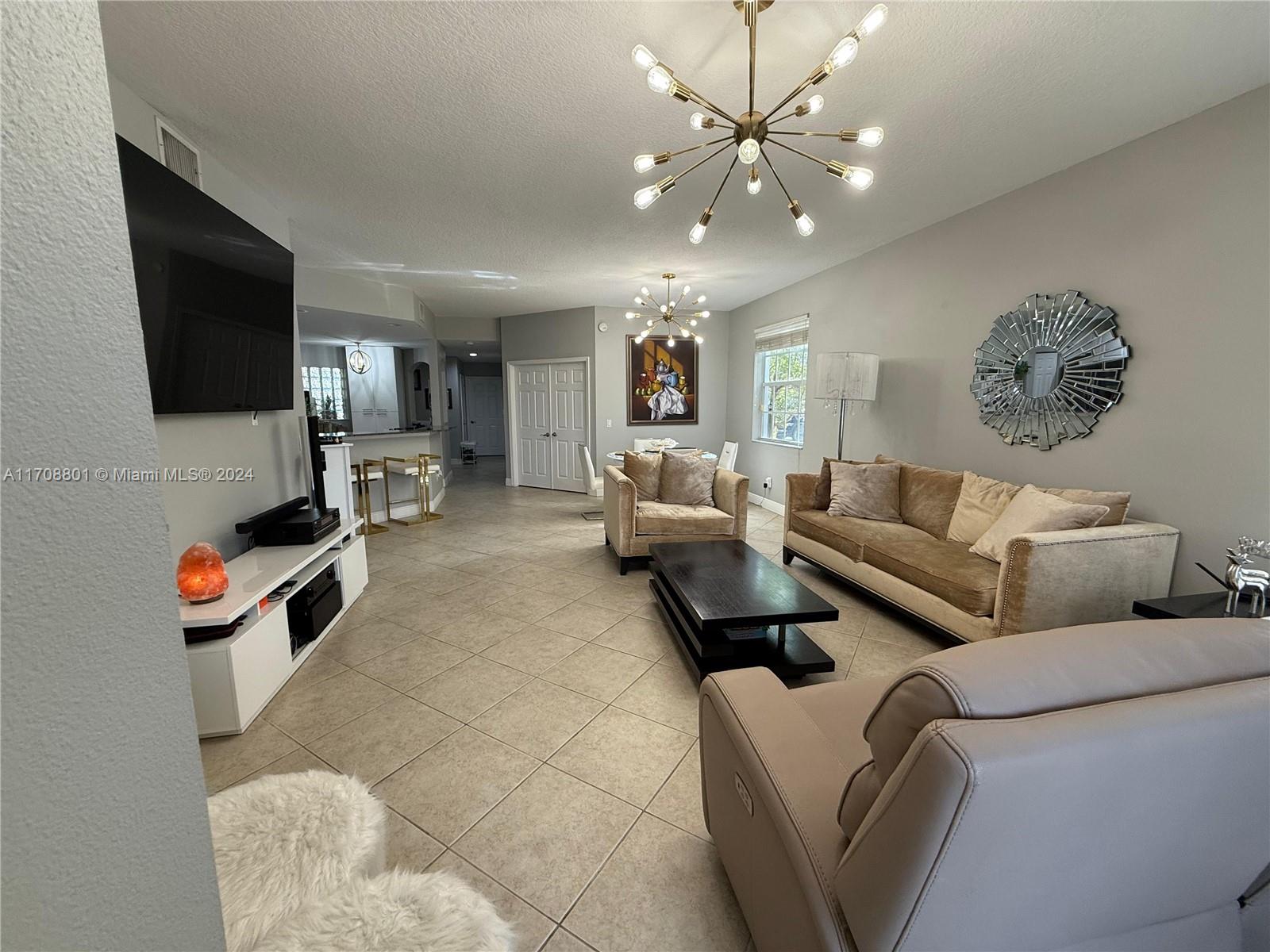 23255 Carolwood Ln #101 Boca Raton, FL 33428