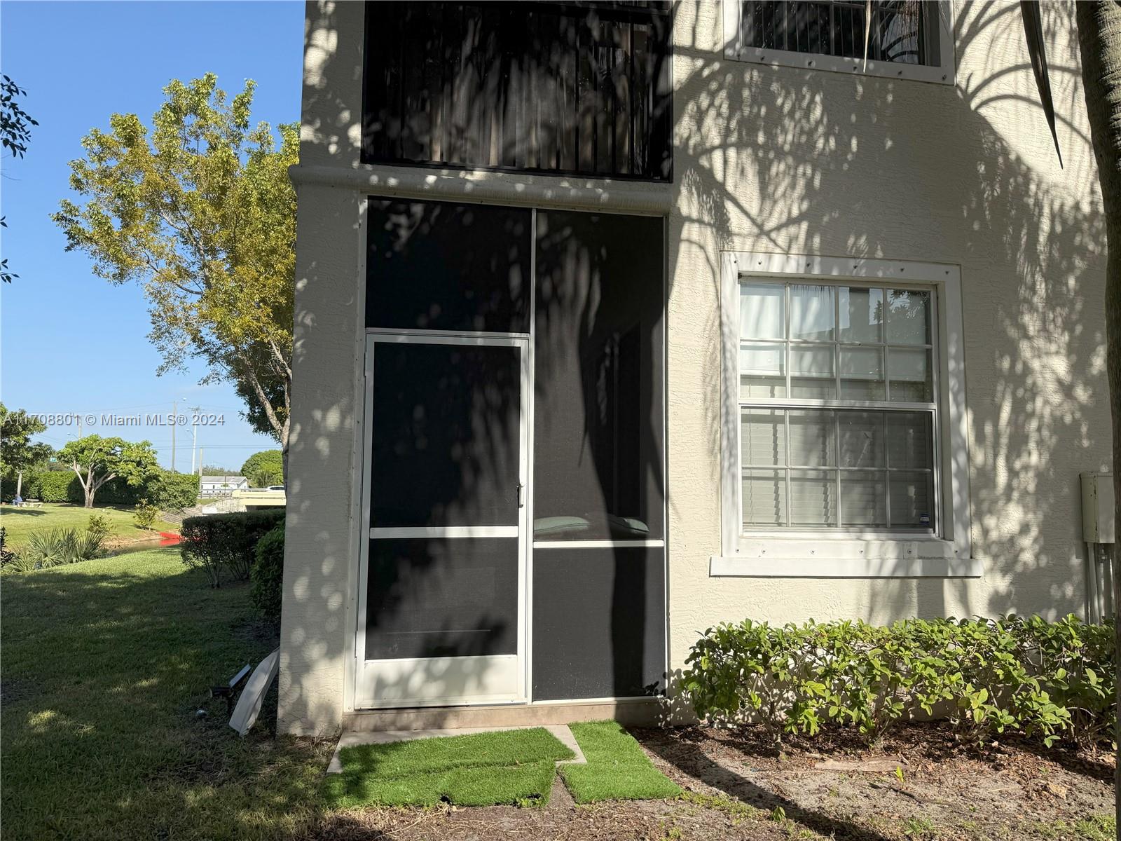 23255 Carolwood Ln #101 Boca Raton, FL 33428