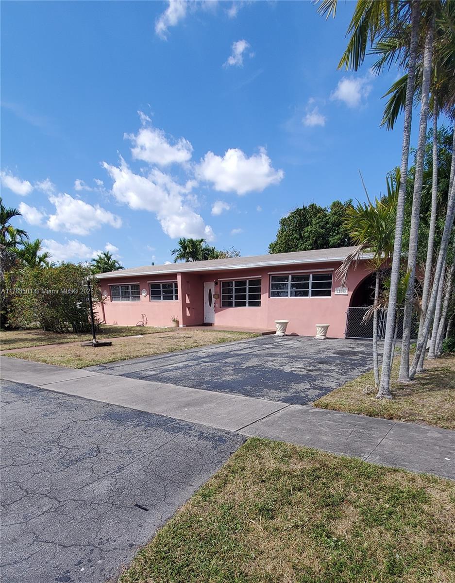 11040 NW 60th Ct