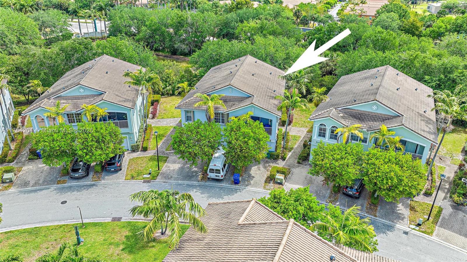 3229 Laurel Rdg Cir #3229