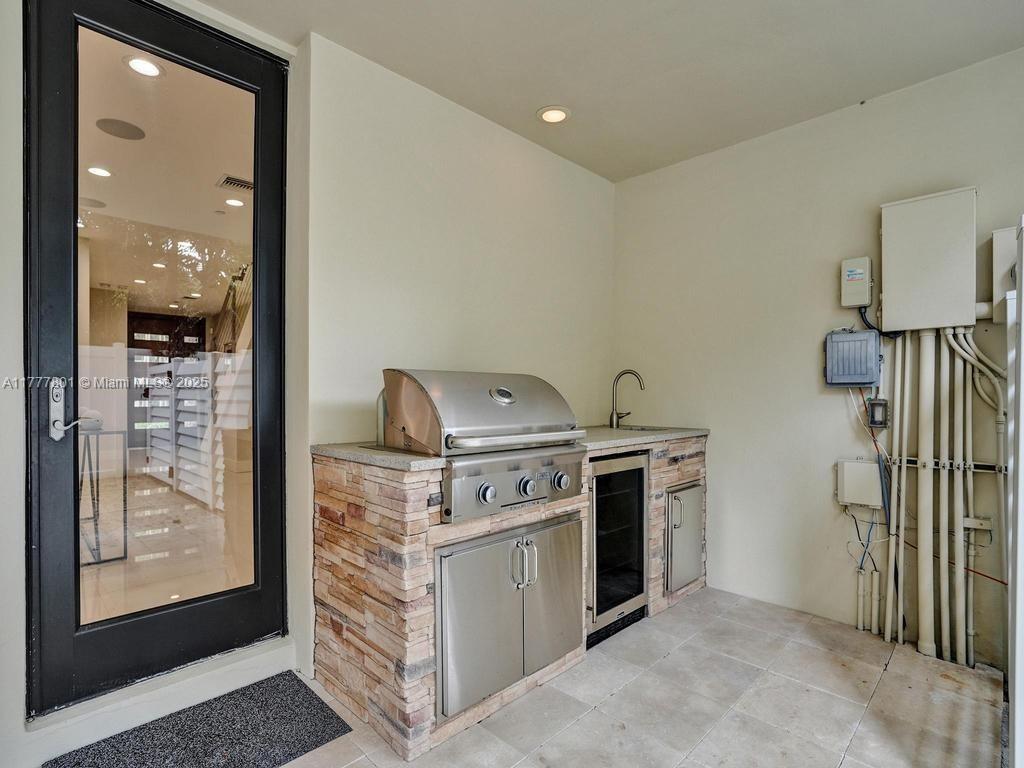 image Four Corners Townhouse7