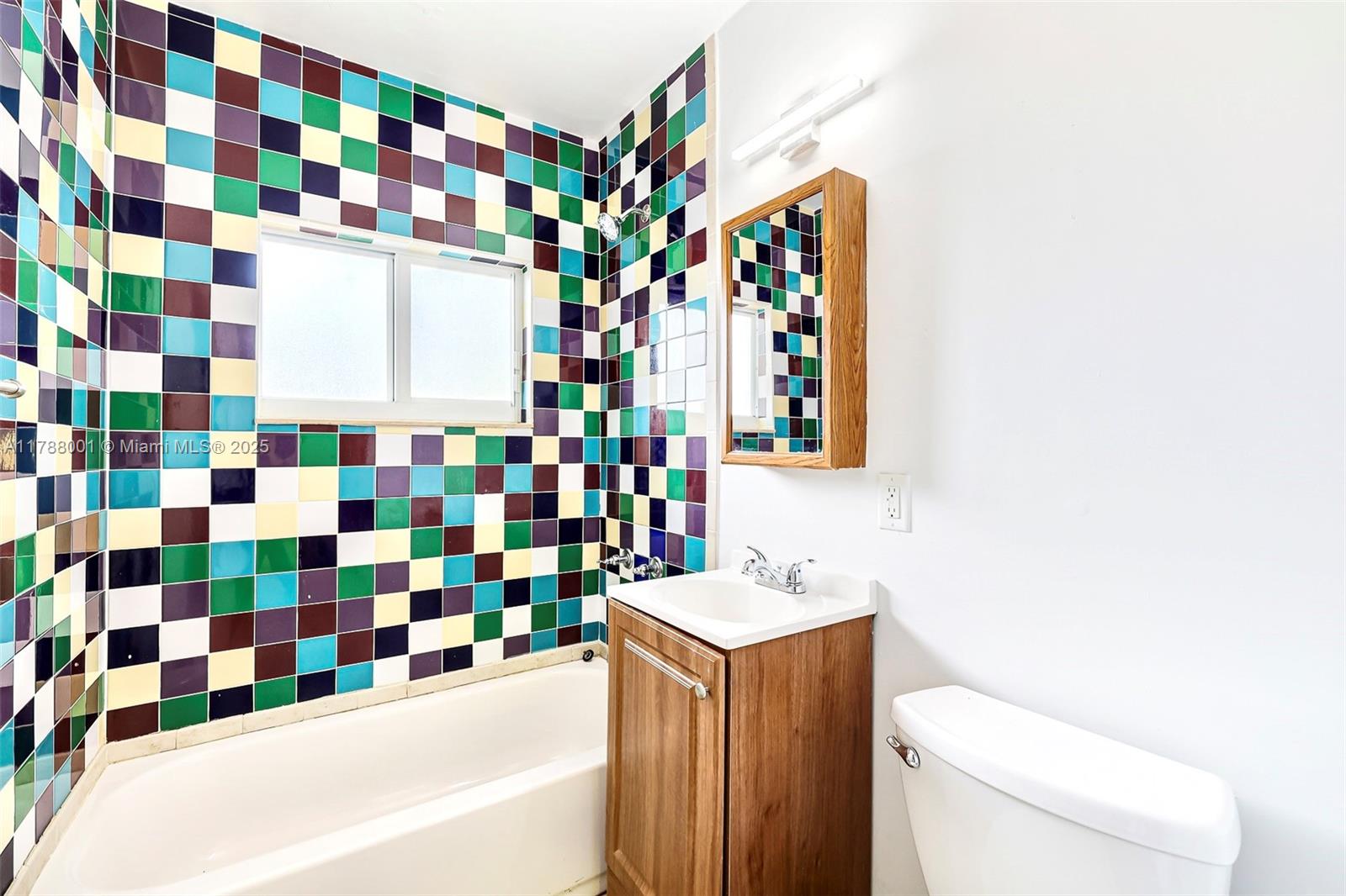 8440 NE 1st Ave,Miami, FL 33138