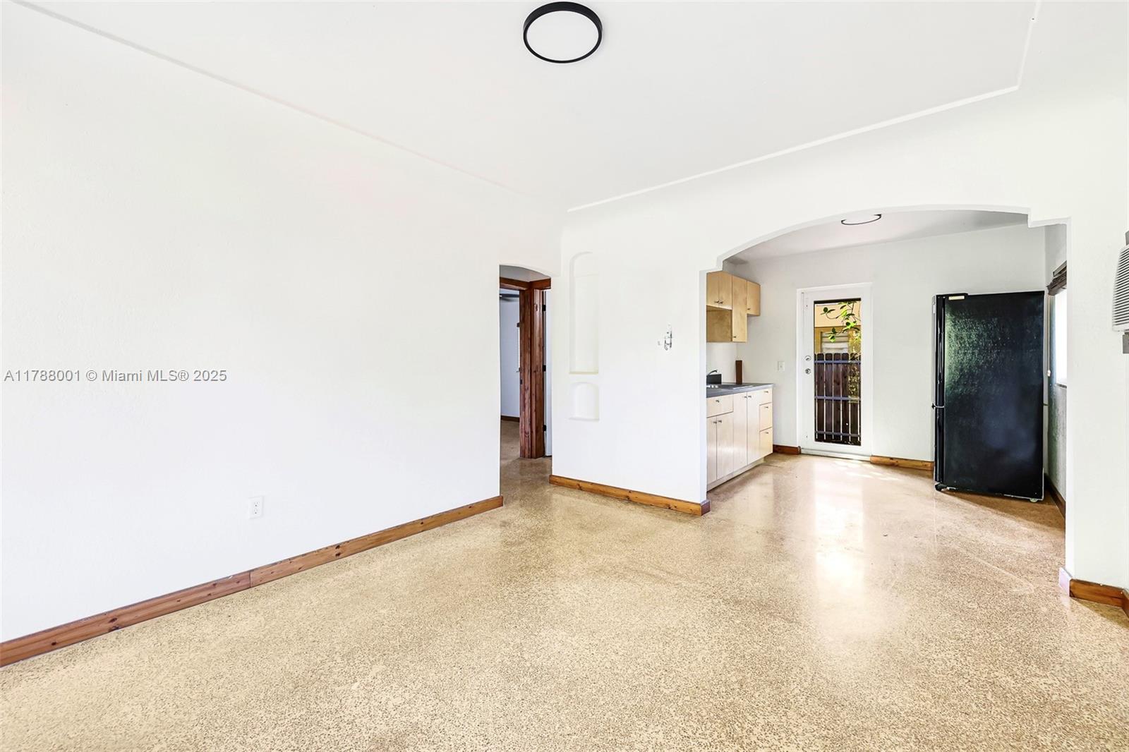 8440 NE 1st Ave,Miami, FL 33138