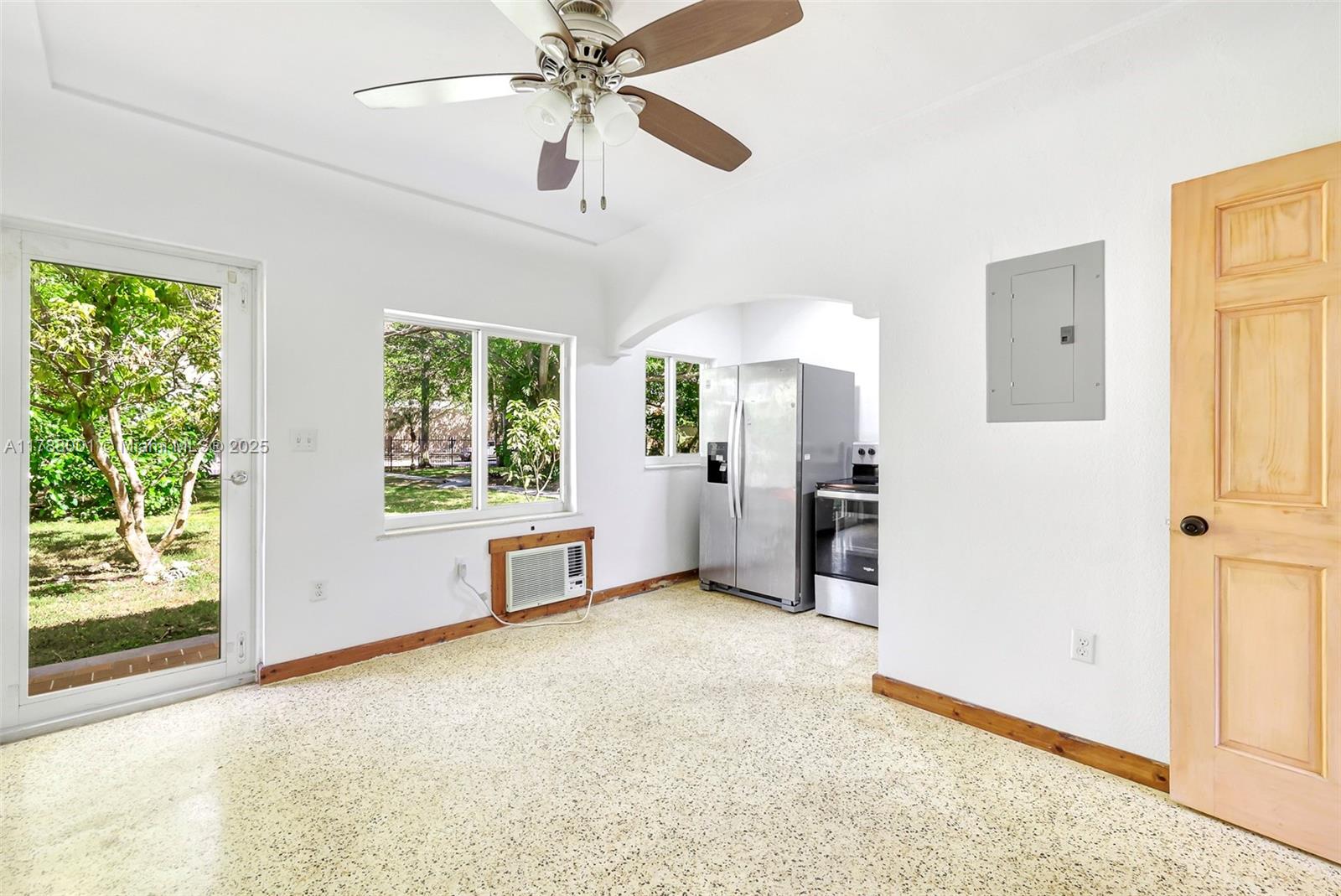 8440 NE 1st Ave,Miami, FL 33138