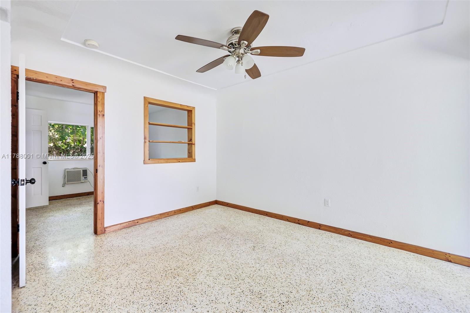 8440 NE 1st Ave,Miami, FL 33138