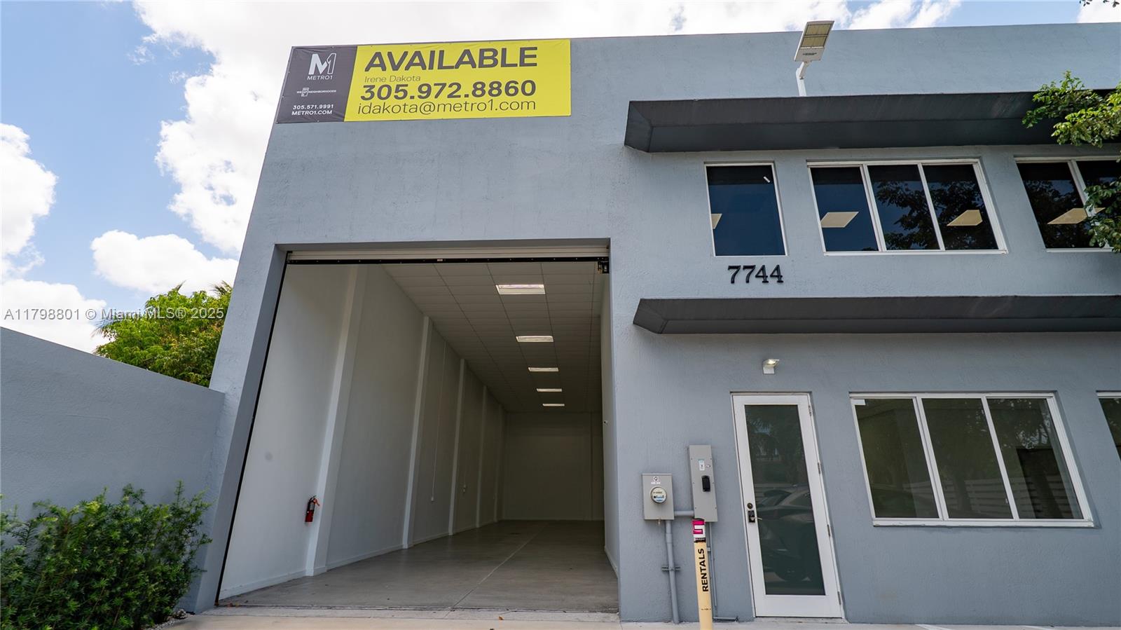 7744 NW 6th Ct,Miami, FL 33150