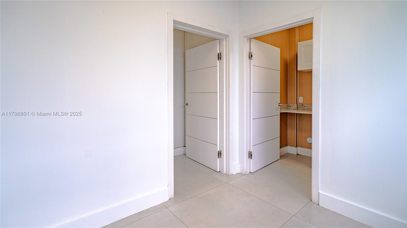 7744 NW 6th Ct,Miami, FL 33150