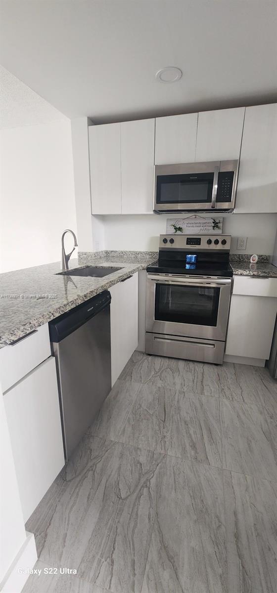 9420 Poinciana Pl #310 Davie, FL 33324