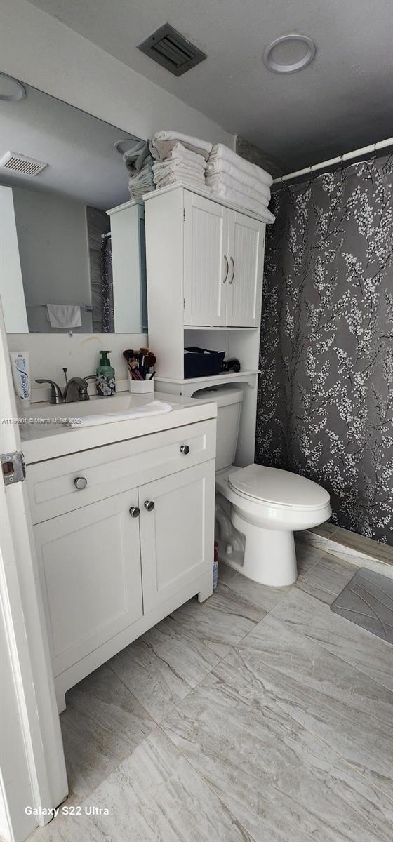 9420 Poinciana Pl #310 Davie, FL 33324