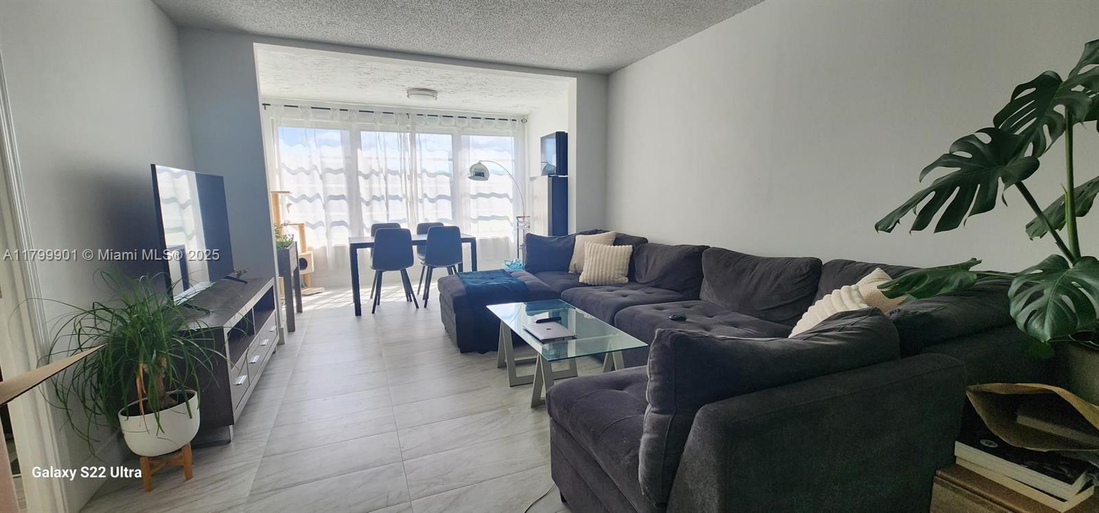 9420 Poinciana Pl #310 Davie, FL 33324