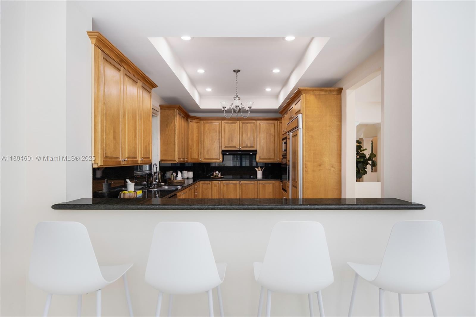 7250 Erwin Rd Coral Gables, FL 33143 7250 Erwin Rd Coral Gables, FL 33143