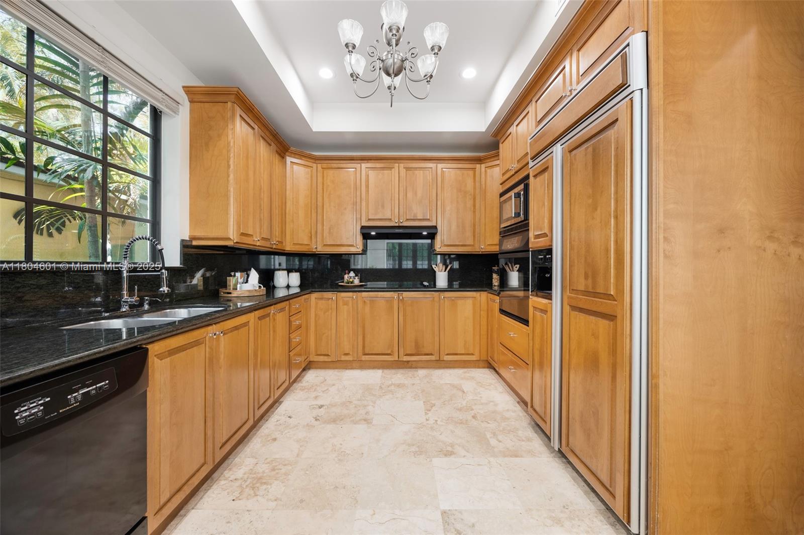 7250 Erwin Rd Coral Gables, FL 33143 7250 Erwin Rd Coral Gables, FL 33143