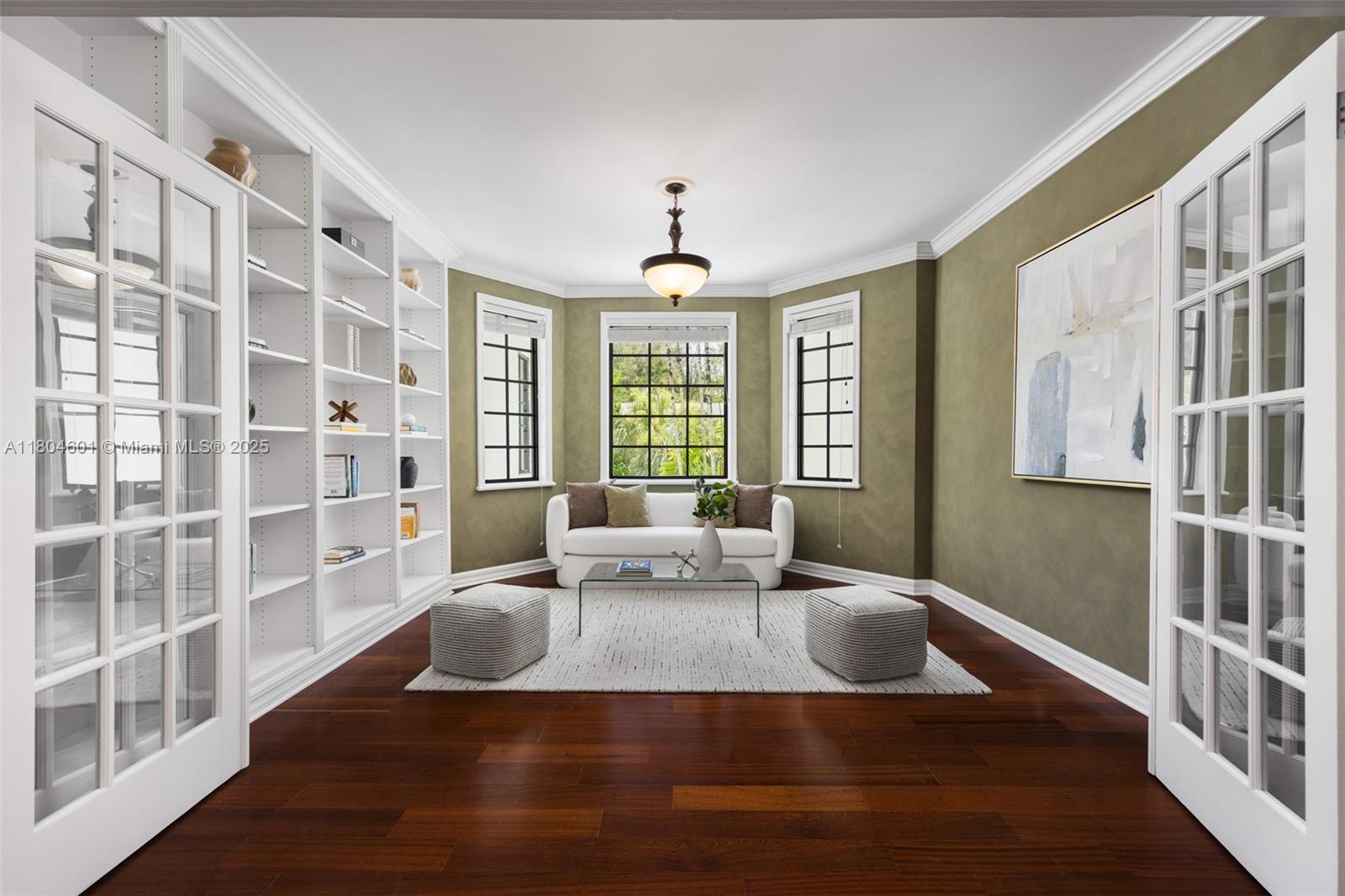 7250 Erwin Rd Coral Gables, FL 33143 7250 Erwin Rd Coral Gables, FL 33143