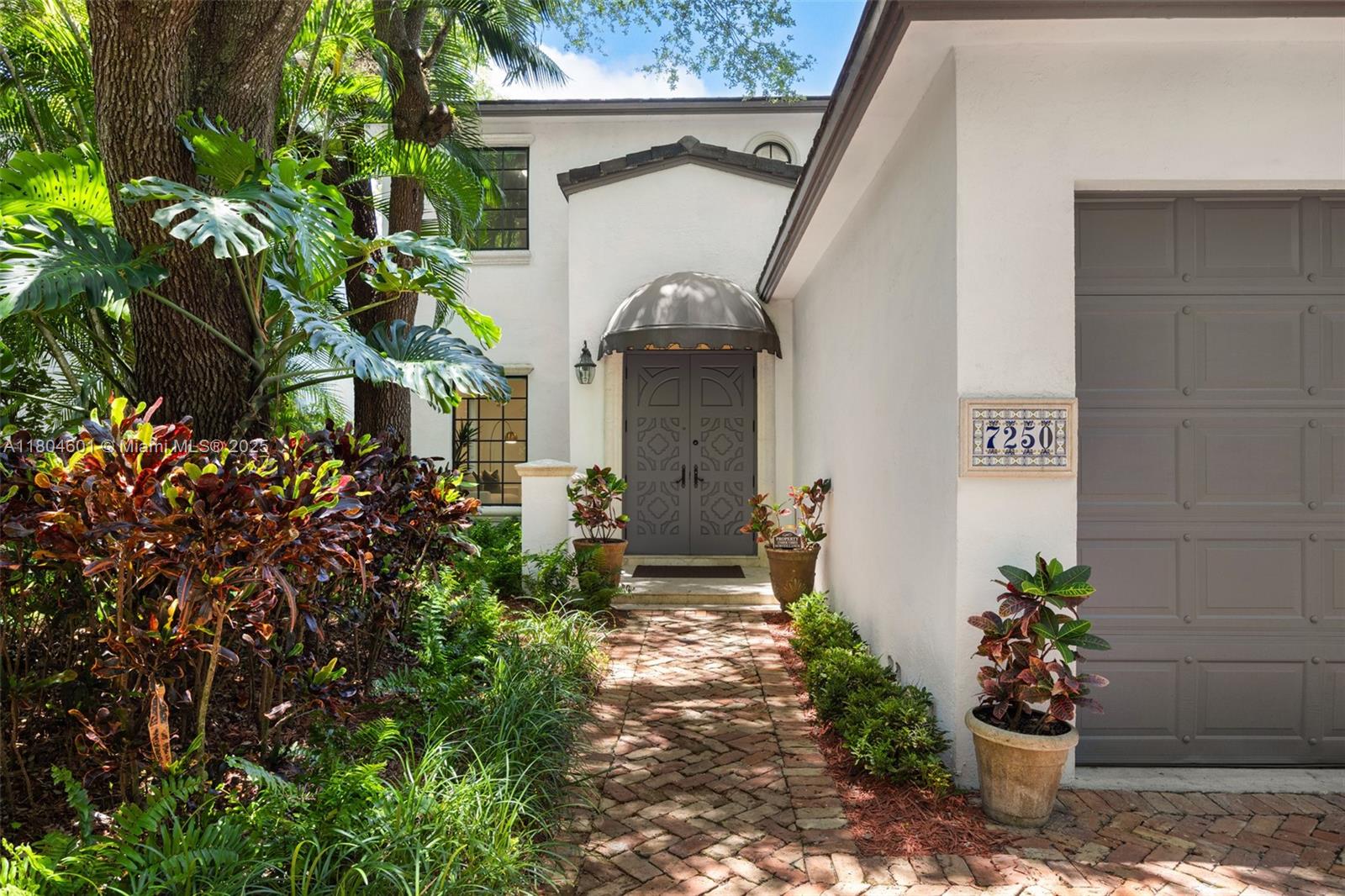 7250 Erwin Rd Coral Gables, FL 33143 7250 Erwin Rd Coral Gables, FL 33143