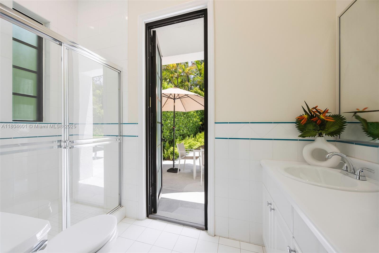 7250 Erwin Rd Coral Gables, FL 33143 7250 Erwin Rd Coral Gables, FL 33143