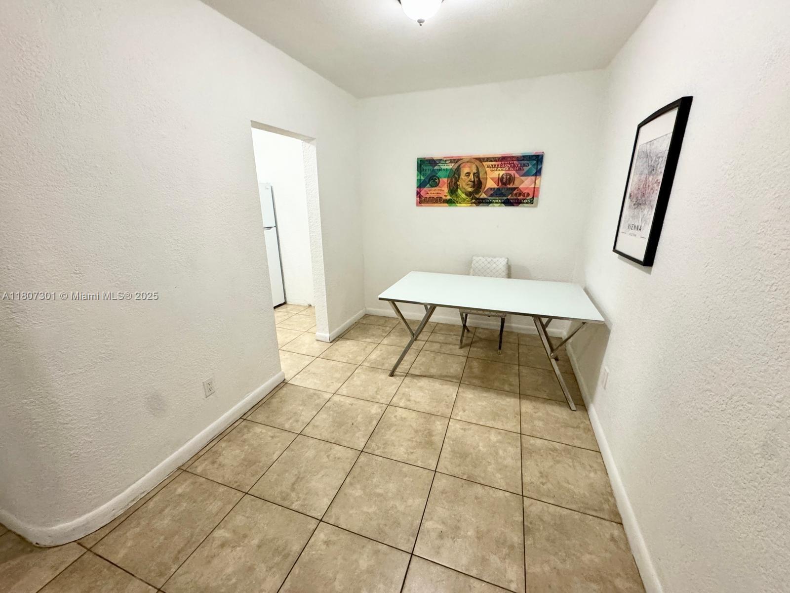 301 NW 37th St Miami, FL 33127