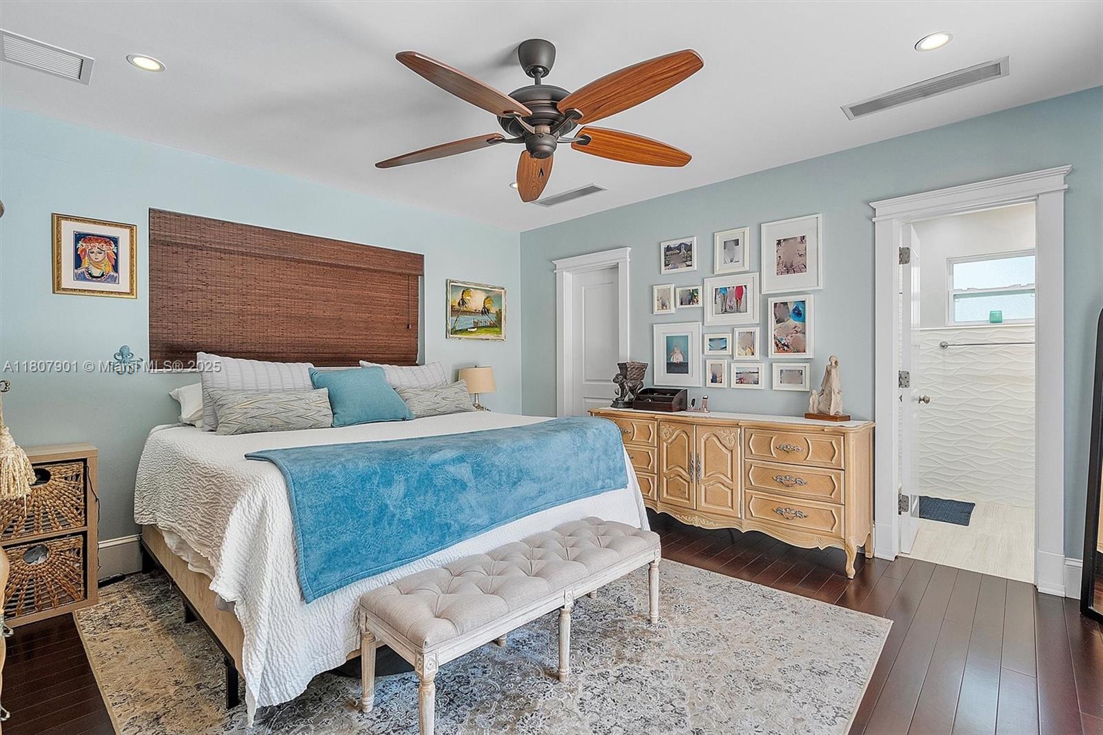 13105 Coronado Dr North Miami, FL 33181