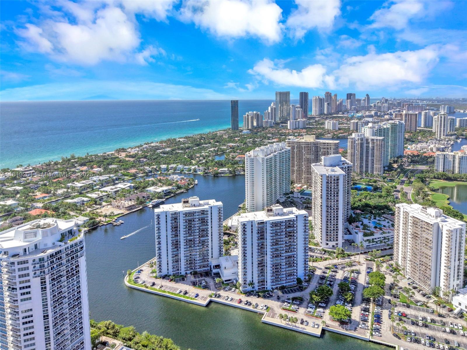 20505 E Country Clb Dr #2039